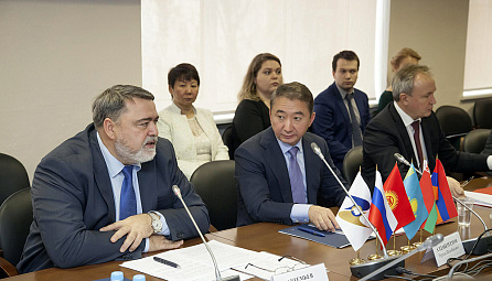 Մրցակցության և հակամենաշնորհային կարգավորման հարցերով ենթակոմիտեի նիստը