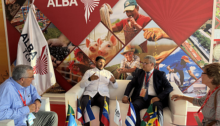 Рабочая встреча министра ЕЭК Данияра Иманалиева и исполнительного секретаря АЛБА – ТДН Рандера Пеньи Рамиреса