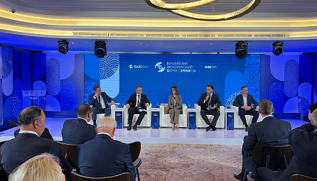 Сессия на ЕЭФ-2024 «Техническое регулирование электронной торговли в ЕАЭС: безопасность товаров на электронных площадках» 
