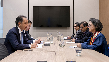 Рабочая встреча Председателя Коллегии ЕЭК Бакытжана Сагинтаева с заместителем Генерального секретаря ООН – Исполнительным секретарем ЭСКАТО Армидой Салсия Алишахбаной