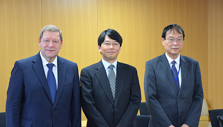 EAEC Minister Sergey Sidorskiy took part in the seminar ‘Industrial Cooperation between EAEC and Japan’ in Japan. 