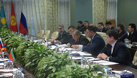 The 7th session of the Advisory Committee on Transportation and Infrastructure of the EEC chaired by the EEC Minister Tair Mansurov