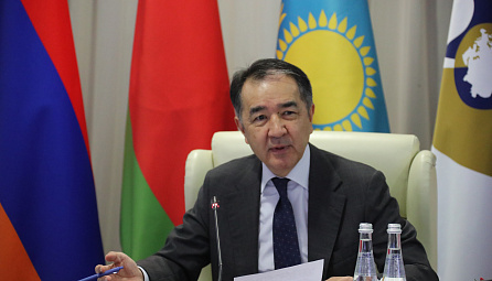 ЕЭК совместно со странами ЕАЭС рассматривает новые подходы к решению актуальных вопросов в сфере трудовой миграции