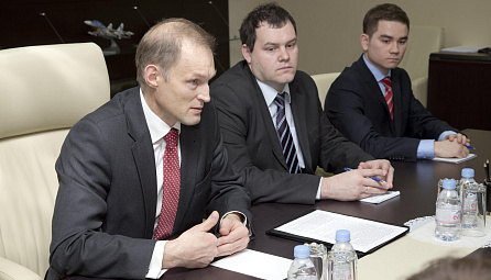 Meeting between Chairman of the EEC Board Viktor Khristenko and Polish Ambassador to Russia Wojciech Zajączkowski