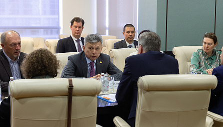 ЕЭК и МОМ расширяют сотрудничество в сфере трудовой миграции и социальной защиты